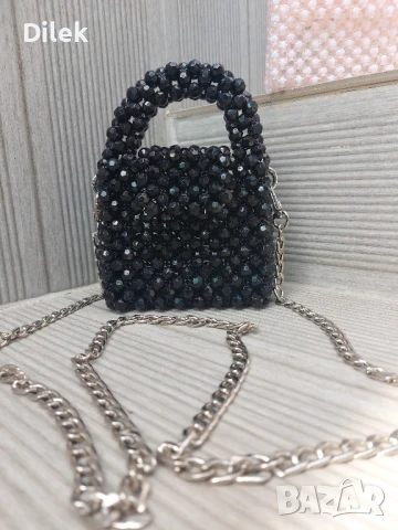 Продавам тази прекрасна чантичка , снимка 3 - Чанти - 50699101