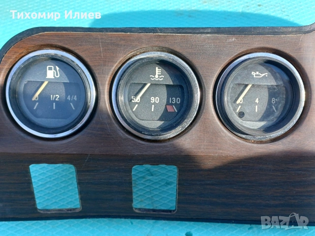 Арматурно табло за ВАЗ 2103 , снимка 4 - Части - 53406321