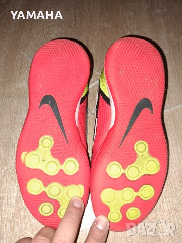 Nike  Phantom  Юношески Футболни Обувки 36, снимка 11 - Детски маратонки - 43047458