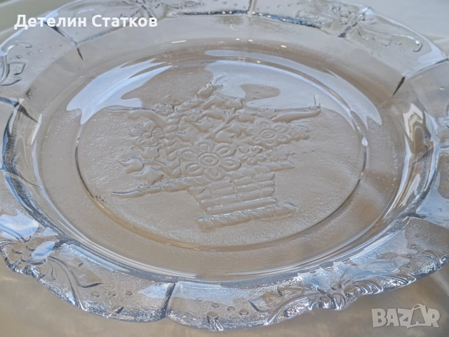 Стъклен поднос, снимка 1