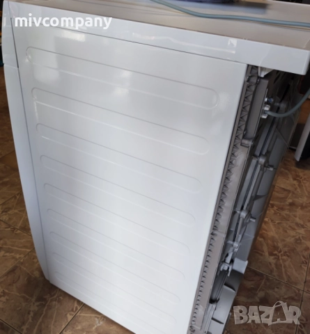 Сушилня AEG TR818A4E, 8 кг, Инверторен мотор, Термопомпа, снимка 6 - Сушилни - 52691849