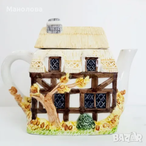 Ръчно рисуван фин керамичен чайник Annie Row, „The Village Autumn Cottage“ ., снимка 5 - Колекции - 50090222