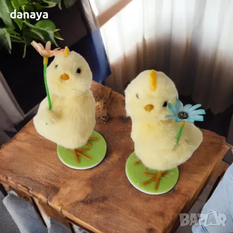 5700 Великденска декорация Пухкаво пиленце с цвете, 10 см, снимка 4 - Декорация за дома - 48930228