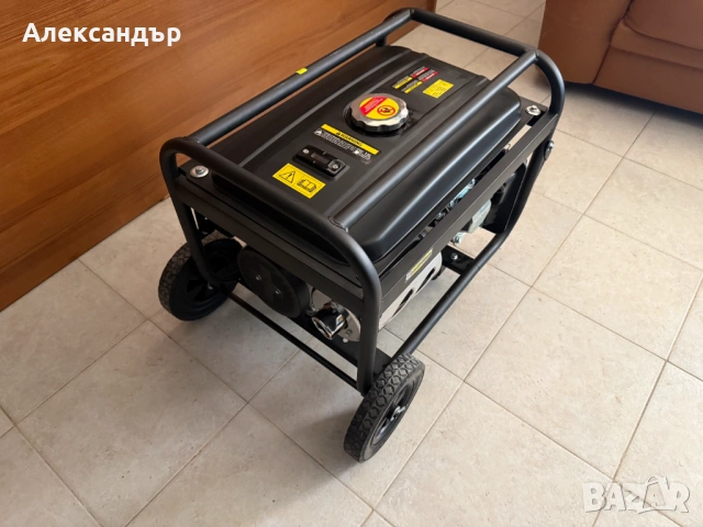 Бензинов генератор Hyundai HHY7000FE - монофазен, снимка 2 - Други машини и части - 53526219