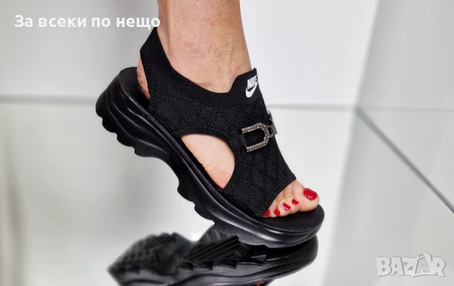 Nike Дамски Сандали Найк От 36 До 41 Номер - Бели Или Черни Код P823, снимка 2 - Сандали - 50830468