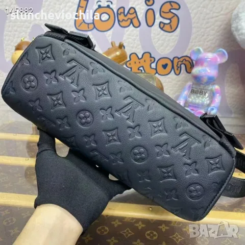 Мъжка чанта Messenger Voyager PM Louis vuitton, снимка 4 - Чанти - 47508733