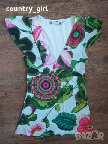 Desigual - страхотна дамска тениска, снимка 4 - Тениски - 28280850