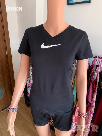 Nike черна дамска тениска, снимка 9 - Тениски - 40745195