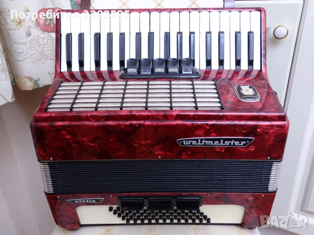 Акордеон Велтмайстер Стела 60 баса, снимка 4 - Акордеони - 51911397