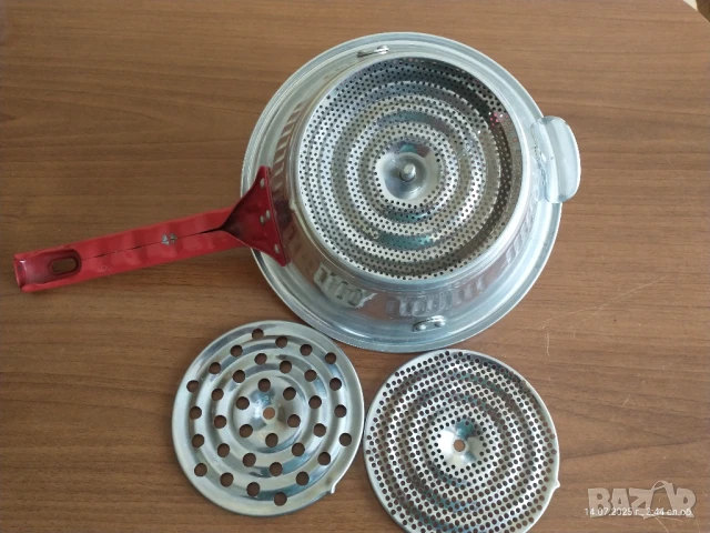 Френска преса за зеленчуци „PASSE RAPIDE“ – неръждаема стомана, отлично състояние, снимка 4 - Сокоизстисквачки и цитрус преси - 51017649