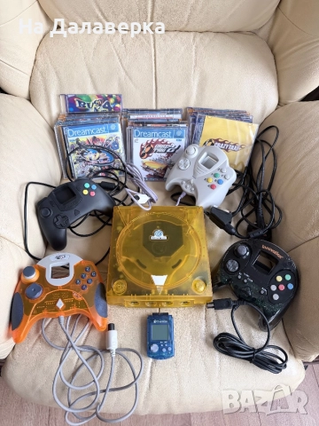 Sega Dreamcast Crystal Orange – комплект с 4 джойстика и Memory карта