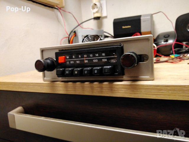 Радио Ford от 70-те, снимка 2 - Радиокасетофони, транзистори - 36914072
