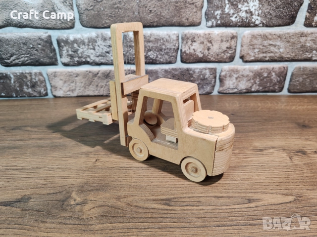 Дървен модел на Мотокар / Електрокар / Товарач – Craft Camp, снимка 7 - Коли, камиони, мотори, писти - 52738575