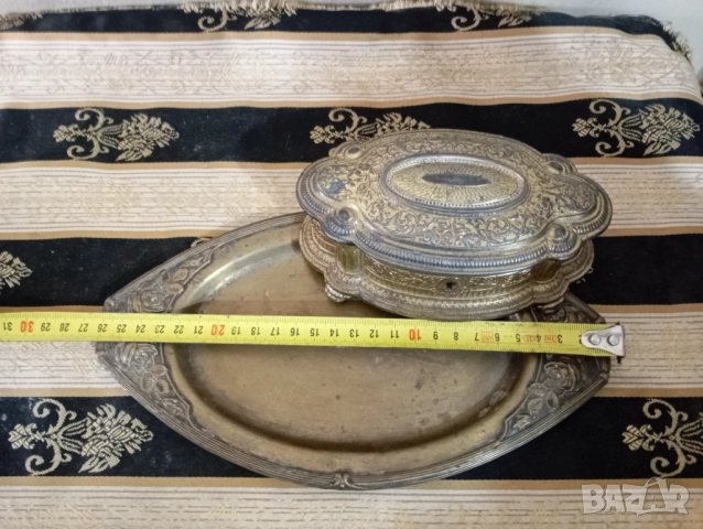 Стара кутия за бижута с поднос, снимка 2 - Други ценни предмети - 52933506
