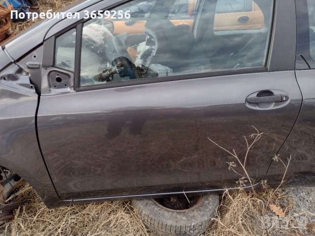 врата тойота ярис 2007г , снимка 2 - Автомобили и джипове - 43611115