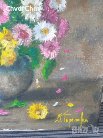 Деница Гарелова 40x30см/малка българска картина масло върху платно/натюрморт-цветя/ваза-хризантеми, снимка 4 - Картини - 51160180