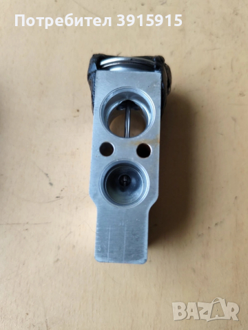 Клапан климатик от Honda jazz , снимка 2 - Части - 53059804