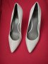Официални дамски обувки на токчета на Calvin Klein, снимка 1 - Дамски обувки на ток - 40536841