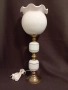Красива старинна лампа с бял стъклен абажур, снимка 1