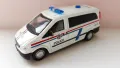 MERCEDES-BENZ VITO POLICE Bburago 1:50, снимка 2