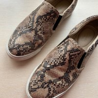 Дамски обувки Clarks от естествена кожа, снимка 1 - Дамски ежедневни обувки - 32558752