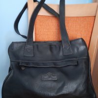 Дамска чанта  -  кожена, черна, снимка 5 - Чанти - 32636361