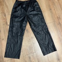 Дамски кожен панталон Maison Margiela MM6 НОВ L-XL , снимка 1 - Панталони - 43280975