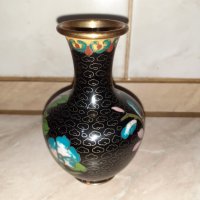 Cloisonne Клоазоне стара ваза цветя бронз клетъчен емайл, снимка 2 - Антикварни и старинни предмети - 43202558