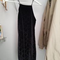 Велурена черна рокля на H&M със змийски мотив, снимка 3 - Рокли - 38053294