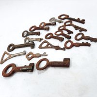 ЛОТ от 18 стари малки ключета(1.3), снимка 6 - Антикварни и старинни предмети - 43741417