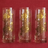 Винтидж сервиз, 6 чаши с релефна златна украса. , снимка 3 - Чаши - 43525101