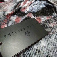 Philipp Plein Уникална   размер S/М оriginal, снимка 2 - Тениски - 27879256