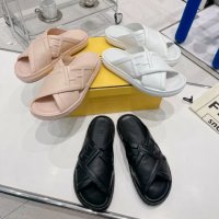 Дамски чехли Fendi (35-40) - реплика, снимка 1 - Чехли - 36906414