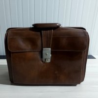 Ретро лекарска кожена чанта, снимка 1 - Антикварни и старинни предмети - 39548251