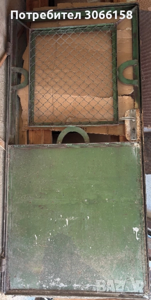 Метална врата с каса, снимка 1