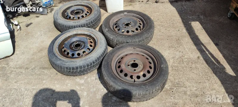 Гуми с джанти 14 Nissan Micra K11 - 100лв, снимка 1