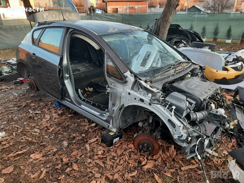 Опел Астра на части Opel Astra J na chasti, снимка 1
