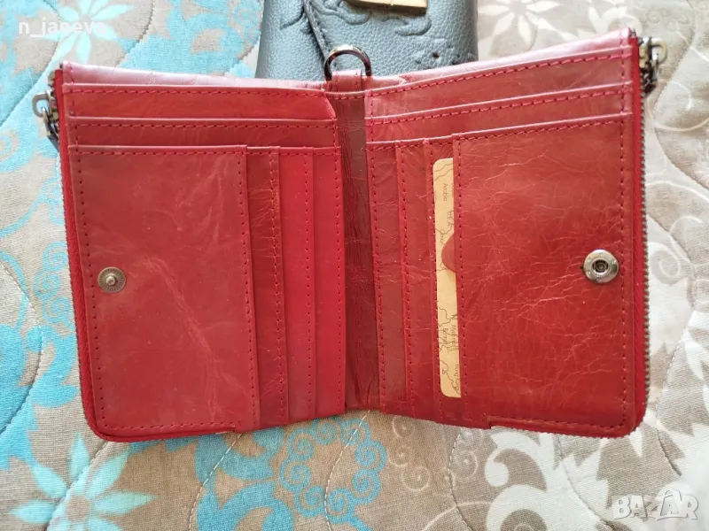 нов червен портфейл от естествена кожа, снимка 1