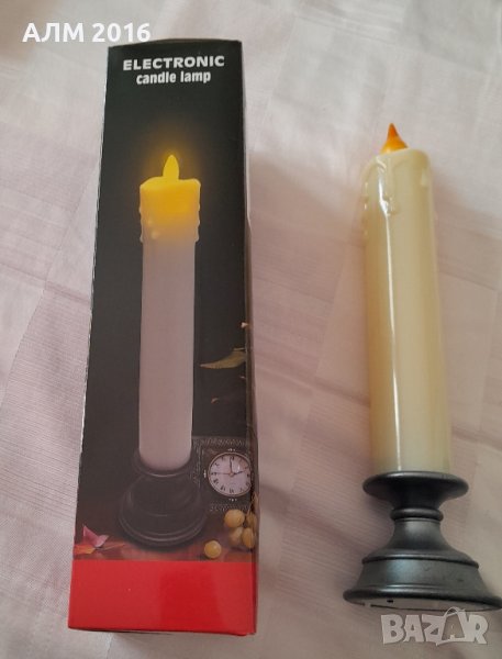 Коледна свещ с трептящ пламък, снимка 1