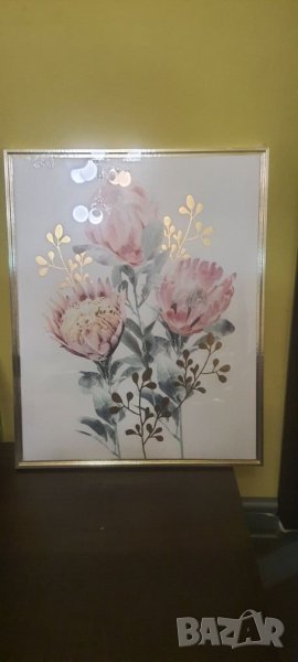 Картина върху канаваца със златиста рамка, снимка 1