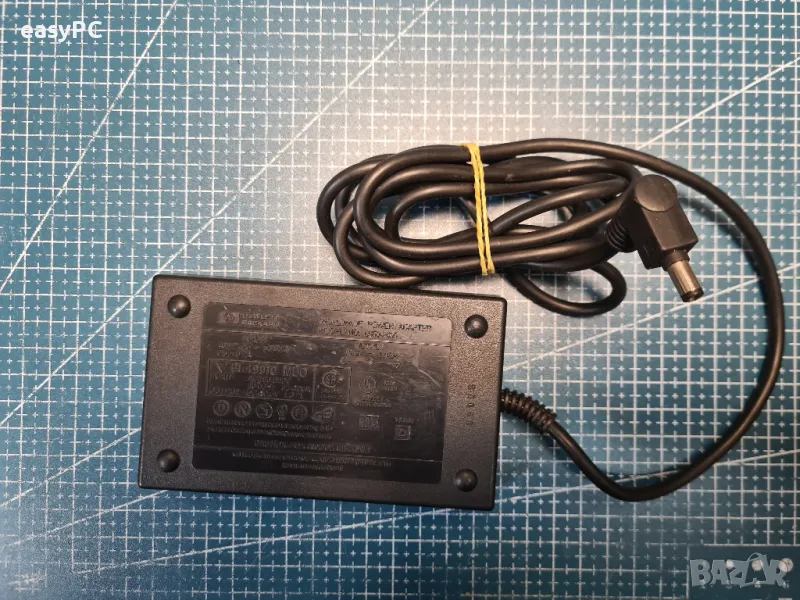 Оригинален захранващ адаптер HEWLETT - PACKARD 0950-2435 10.6V 1.32A, снимка 1