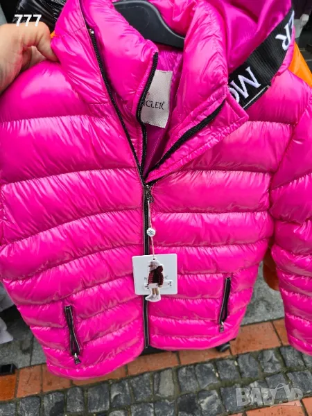 детски якета MONCLER , снимка 1