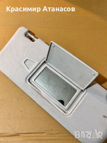 A2118103810. Сенник десен за Мерцедес Е-класа W211. 