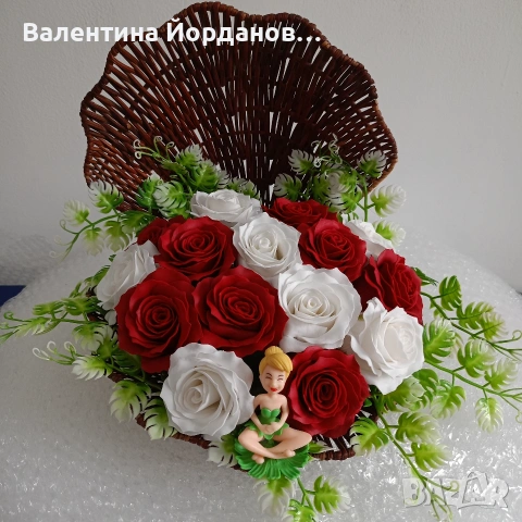 декорация със сапунени рози в мида с русалка 