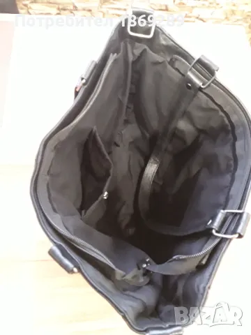 Продавам кожена чанта