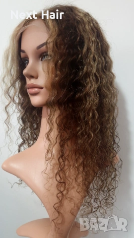 Афро къдрава естествена перука, кафява с руси кичури, 55 см, Lace 4х4, снимка 6 - Аксесоари за коса - 53283334