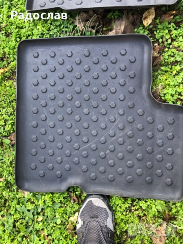 Два комплекта стелки за Dacia Duster 2021 година, снимка 8 - Аксесоари и консумативи - 52519082