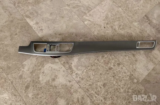 W212 E class Facelift 2015 лаисни табло духалка с лайсна лява и централна лайсна мерцедес е класа 