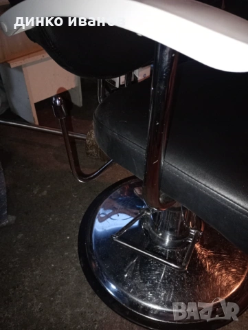 2 броя кожени Бръснарски столове , снимка 5 - Столове - 53254007