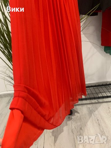 Плисирана пола , снимка 3 - Поли - 43500992